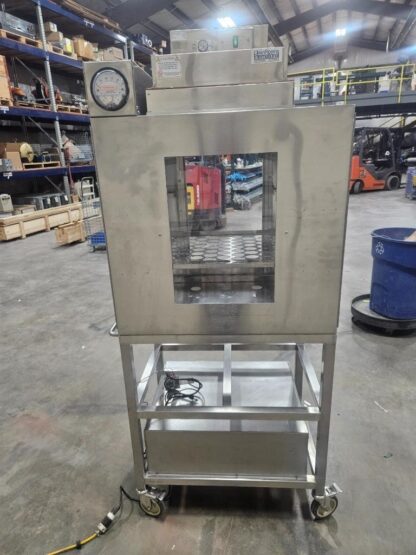 CRI Stainless HEPA Filter Cleanroom Sterile Mobile Cabinet SAM-18x18-SS-NCR - Used - Image 7