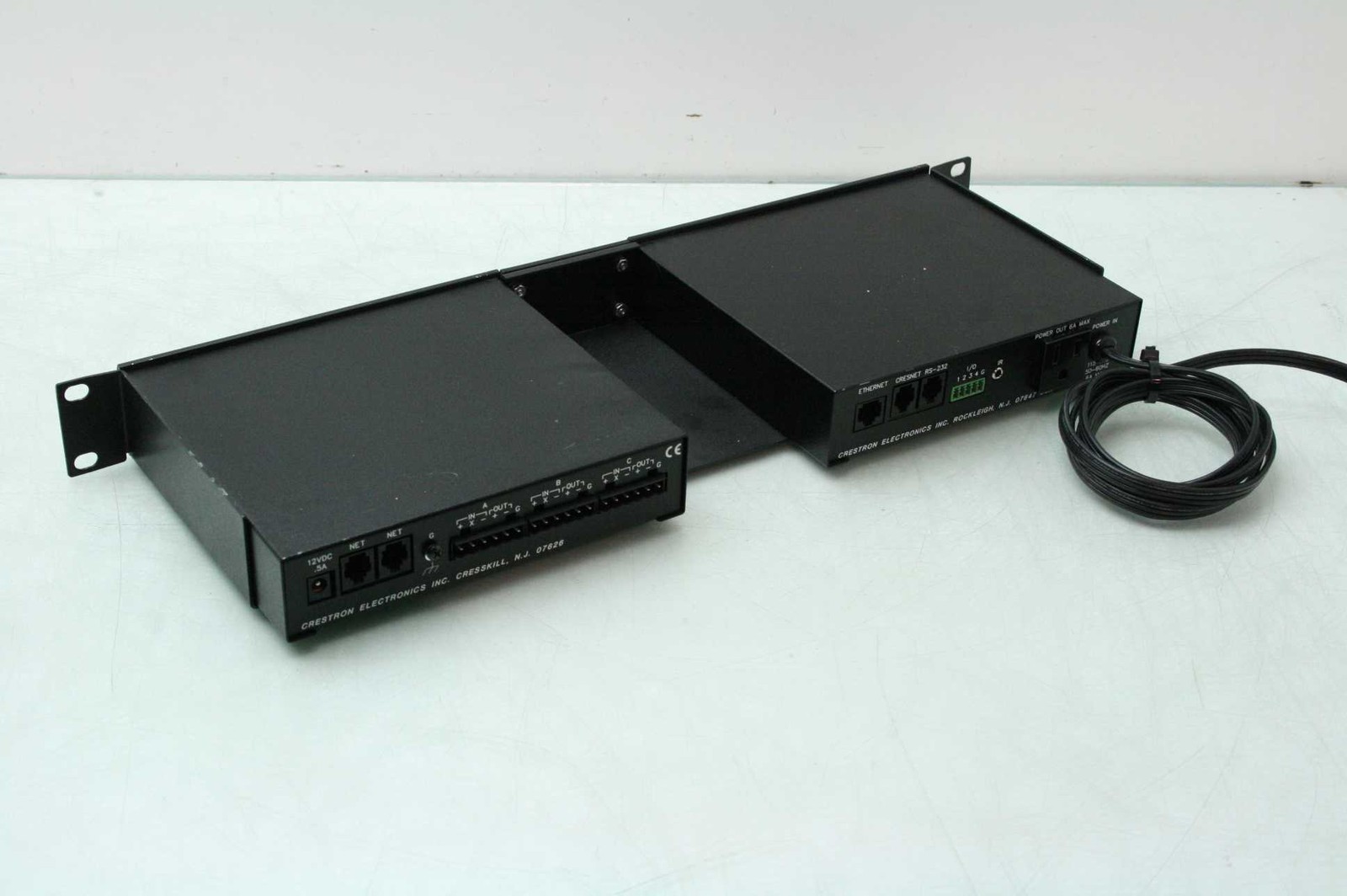 Crestron CEN-TVAV Control Module with ST-VC Volume Control on Module Rack Mount - Used - Image 6