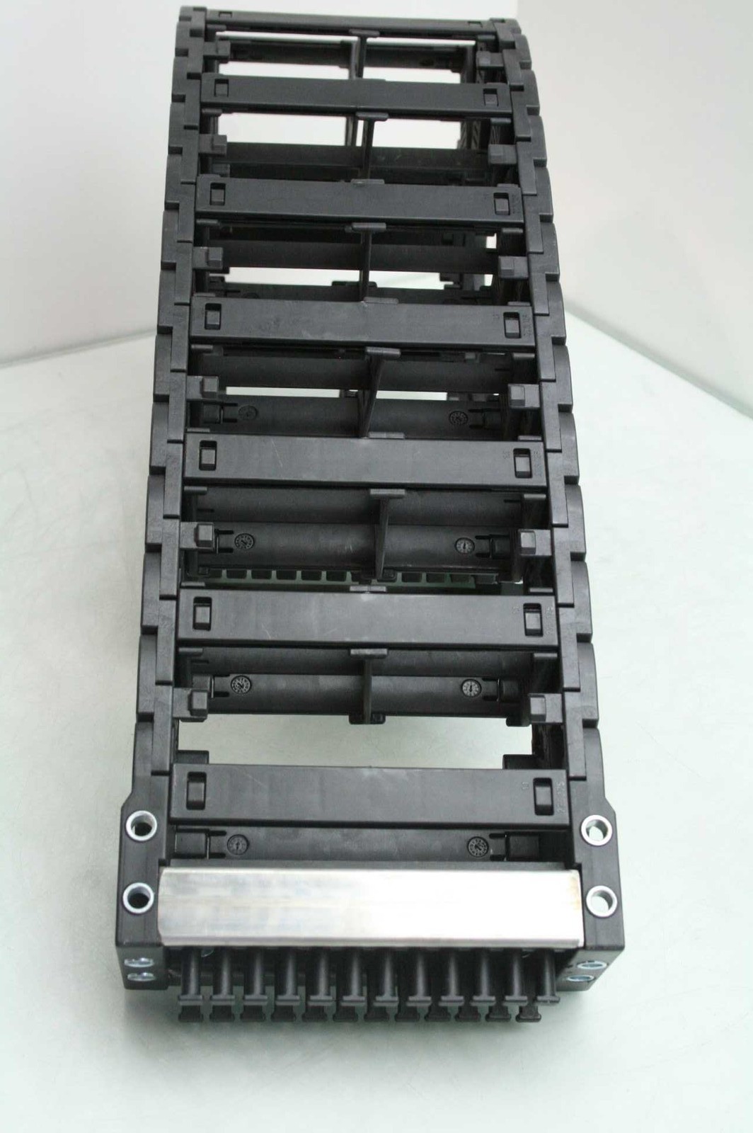 Igus E6-52 Series Energy Chain Cable Chain Cable Carrier 32" Long x 6" x 2.5" - Used - Image 5