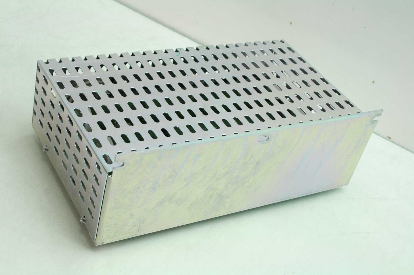 Mitsubishi MR-RB50 Braking Resistor 300W Regenerative Power / 13 Ohm Resistance - Used - Image 5