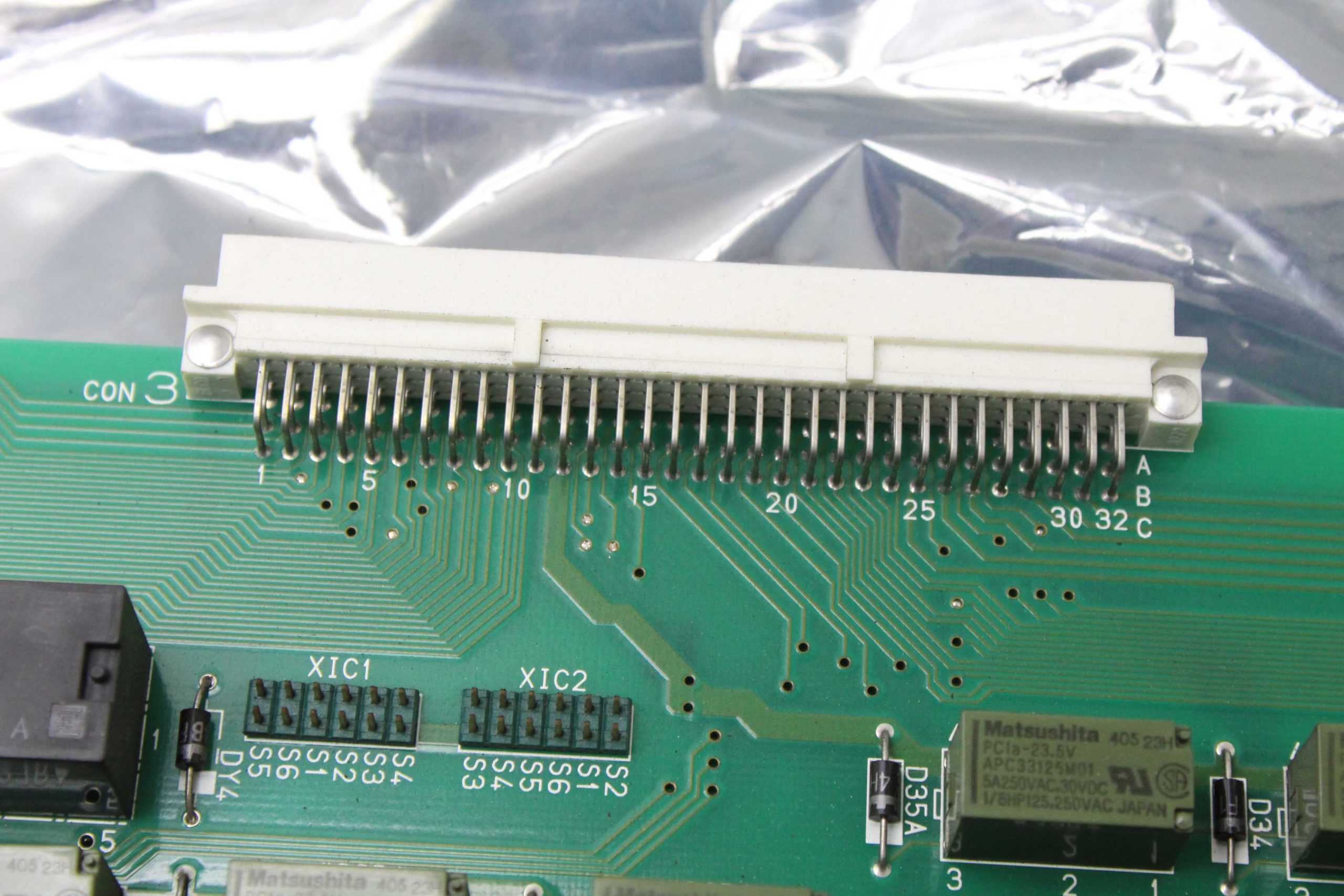 Mitsubishi RIFE-01-C / I/O Relay Control Board / Meldas / BY171A581G52 - Used - Image 14