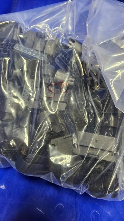 New (50) Aptiv 15326917  GT 280 Series, 14-Way Sealed Female Connector - New - Image 4