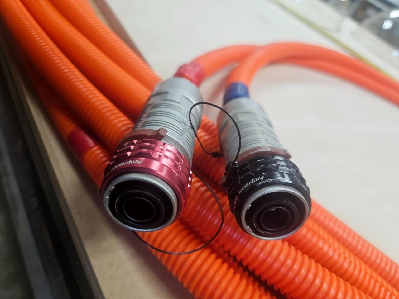 New Amphenol HVSL1000 Right Angle 2m EV Cable Assembly HVSL1000-08-2-A - New - Image 18