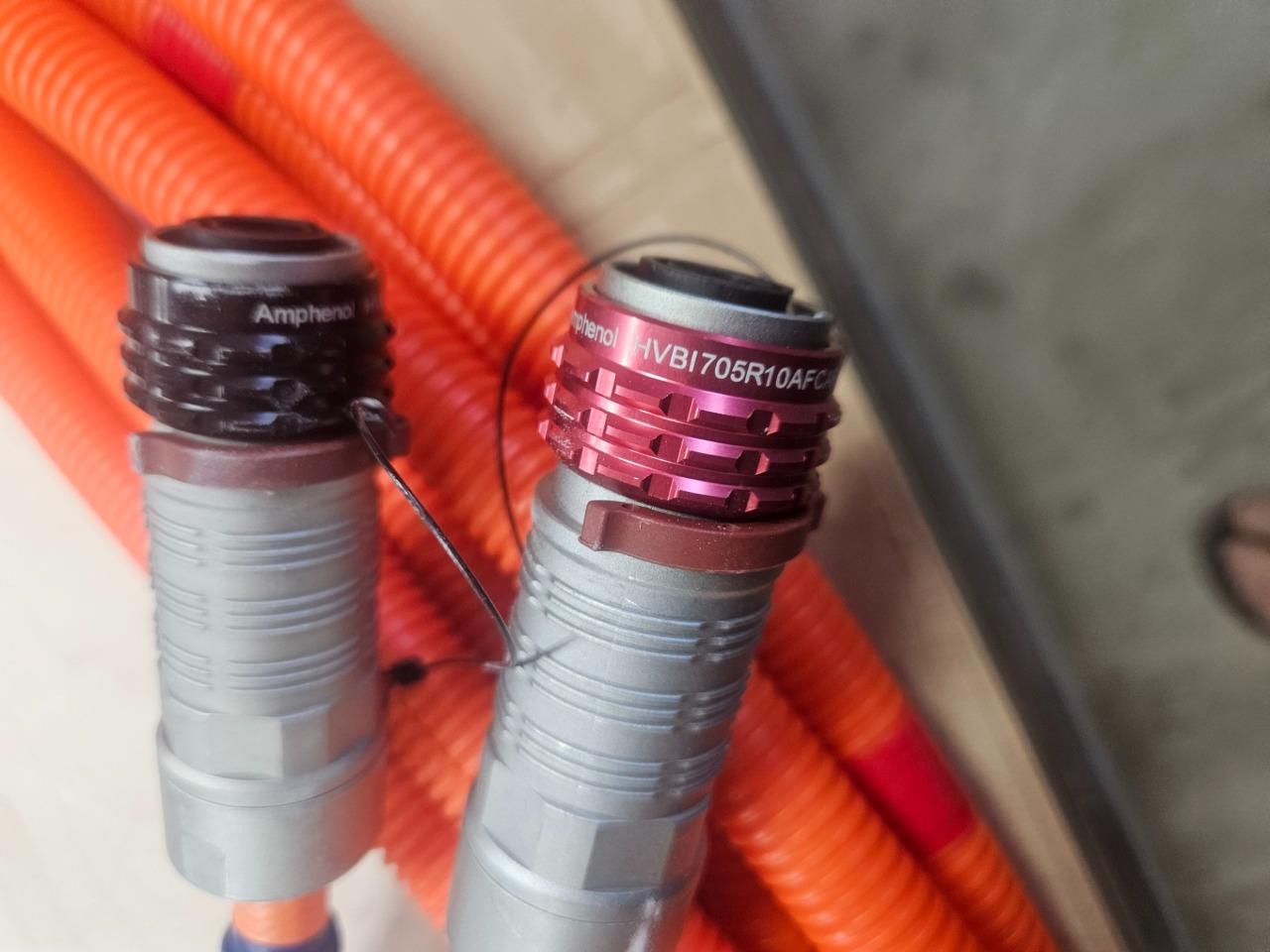 New Amphenol HVSL1000 Right Angle 2m EV Cable Assembly HVSL1000-08-2-A - New - Image 19