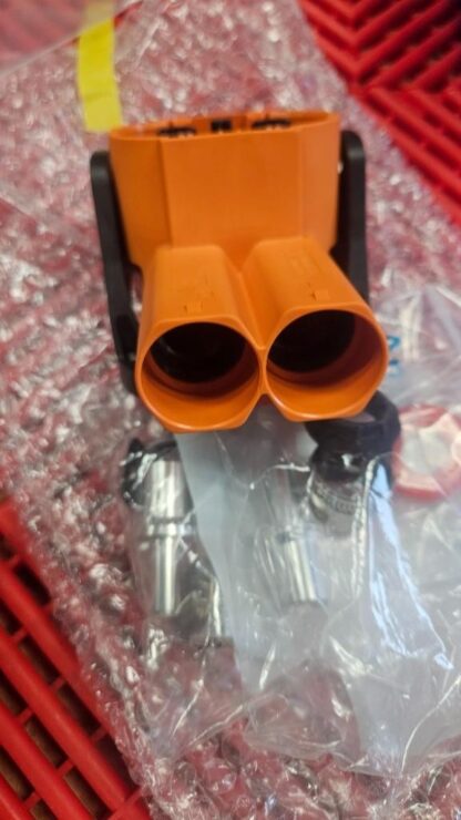 New Amphenol HVSL1000 Right Angle Connector  HVSL1000082A150 - New - Image 6