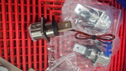 New Amphenol PL00Y-501-10M8 PowerLok G2 Receptacle 500A - New - Image 12