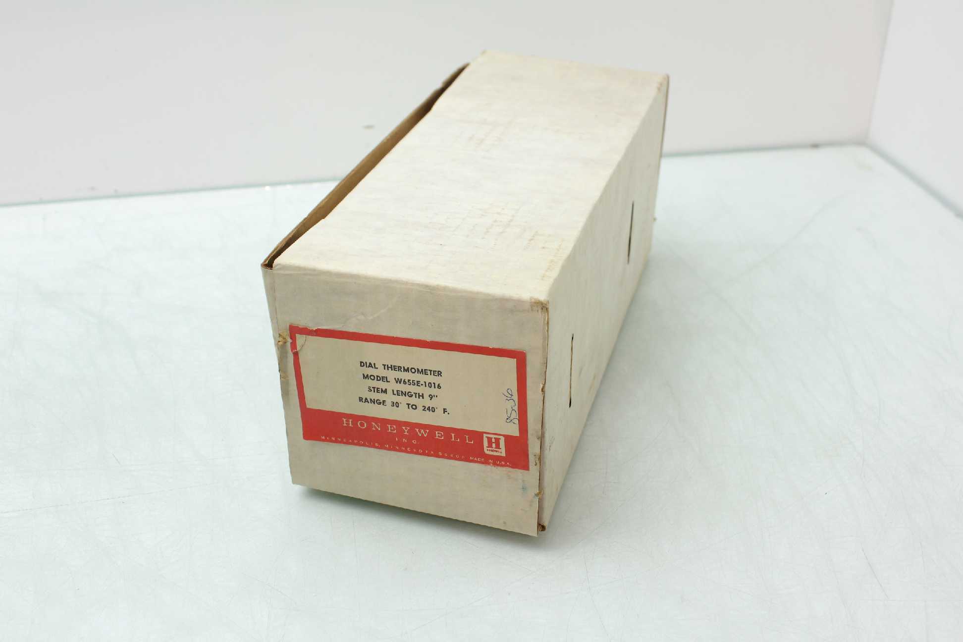 New Honeywell W655E-1016 Stainless Dial Insertion Thermometer 1/4" x 9" Stem - New - Image 11