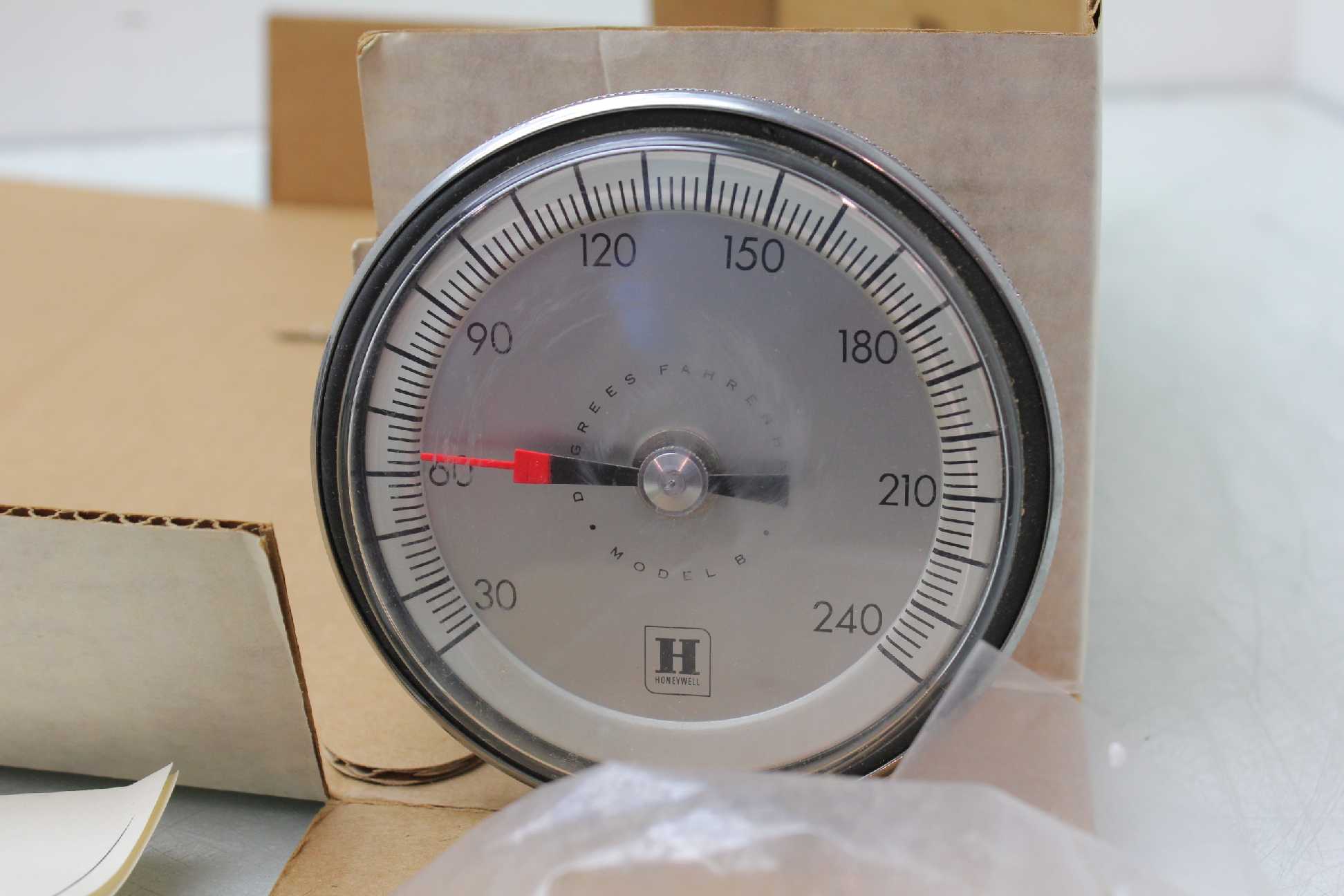 New Honeywell W655E-1016 Stainless Dial Insertion Thermometer 1/4" x 9" Stem - New - Image 15