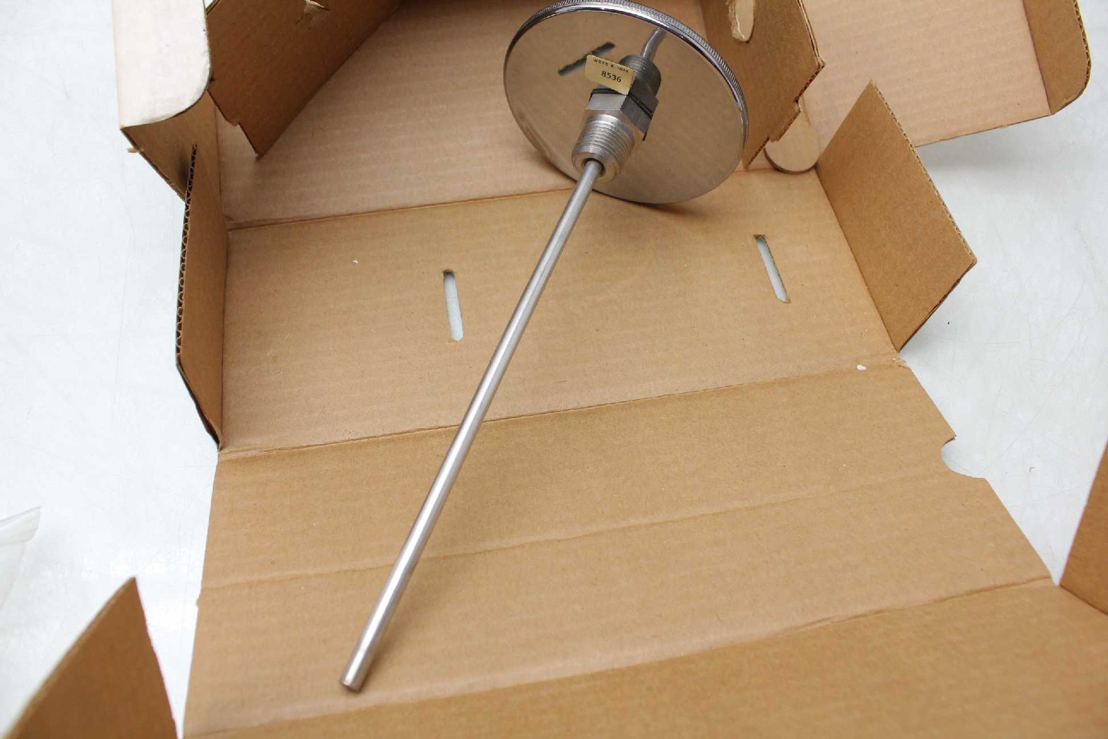 New Honeywell W655E-1016 Stainless Dial Insertion Thermometer 1/4" x 9" Stem - New - Image 8