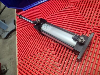 Numatics F2AL-05M3C-CAA0 / Tie Rod Air Cylinder / 2" Bore x  5.750" Stroke - Used - Image 6