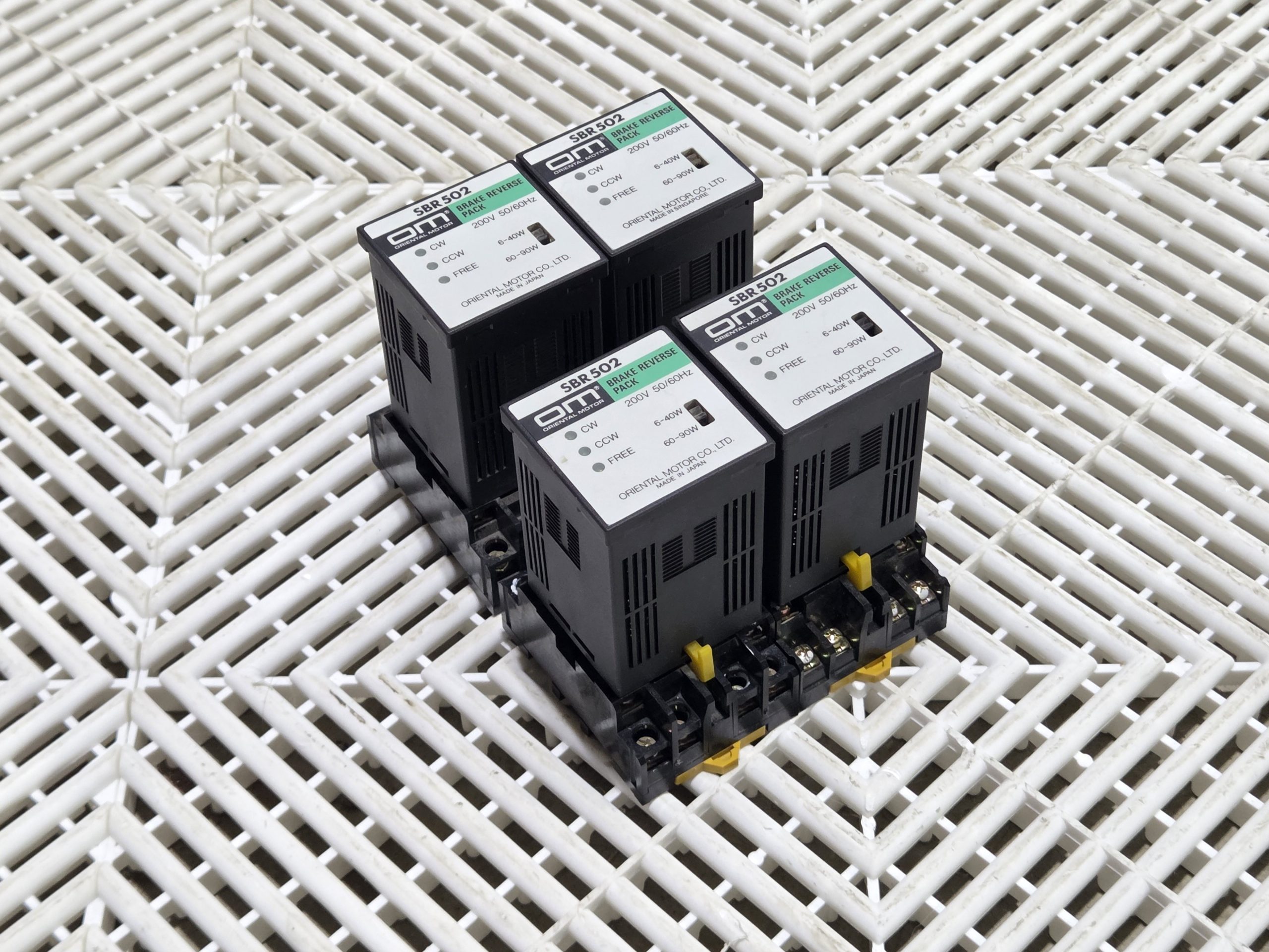Oriental Motor SBR502 200V Brake Reverse Pack Relay Unit Lot of 4 - Used - Image 7
