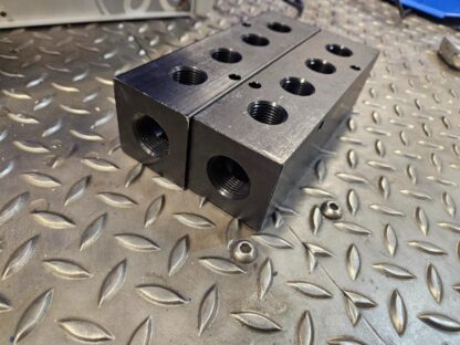 Polyconn PC000-04-1/2 Aluminum Air Manifold (4) 1/2" NPT Out x (2) 3/4" NPT In - New other (see details) - Image 5