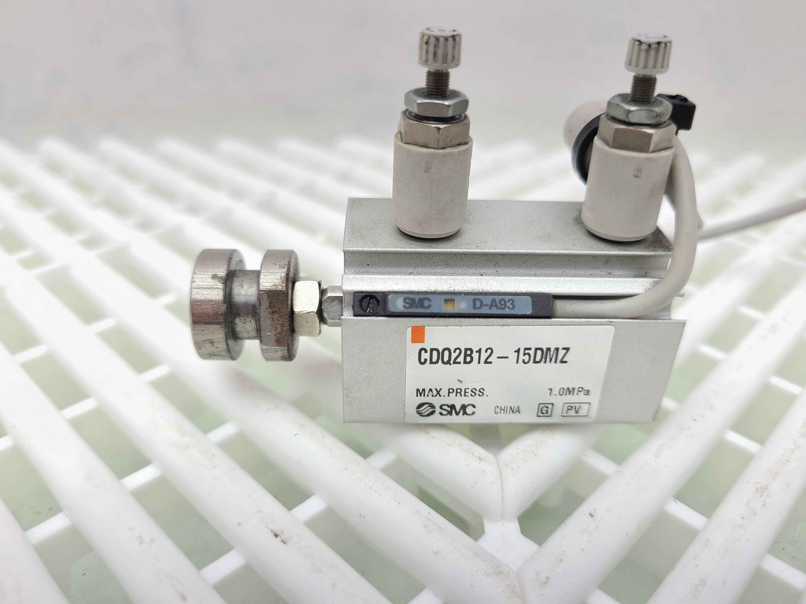 SMC CDQ2B12-15DMZ Double-Acting Compact Cylinder - Used - Image 11