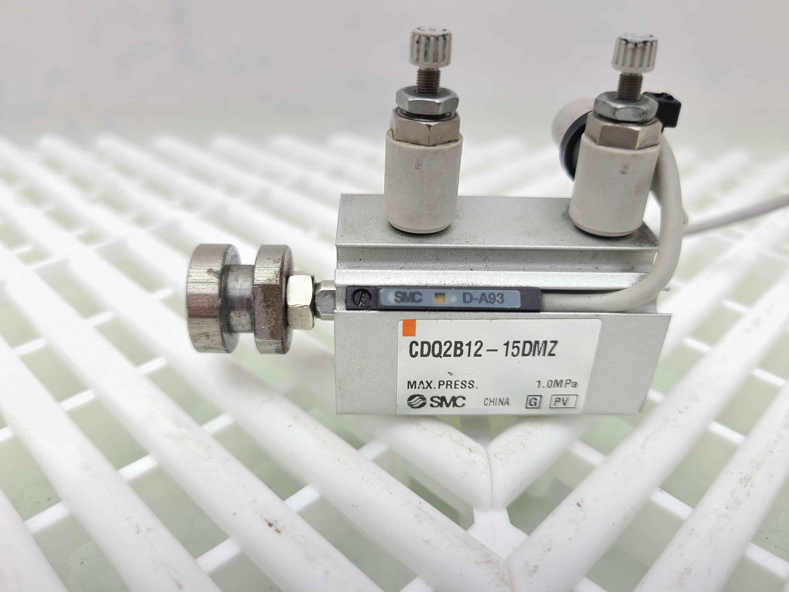 SMC CDQ2B12-15DMZ Double-Acting Compact Cylinder - Used - Image 3