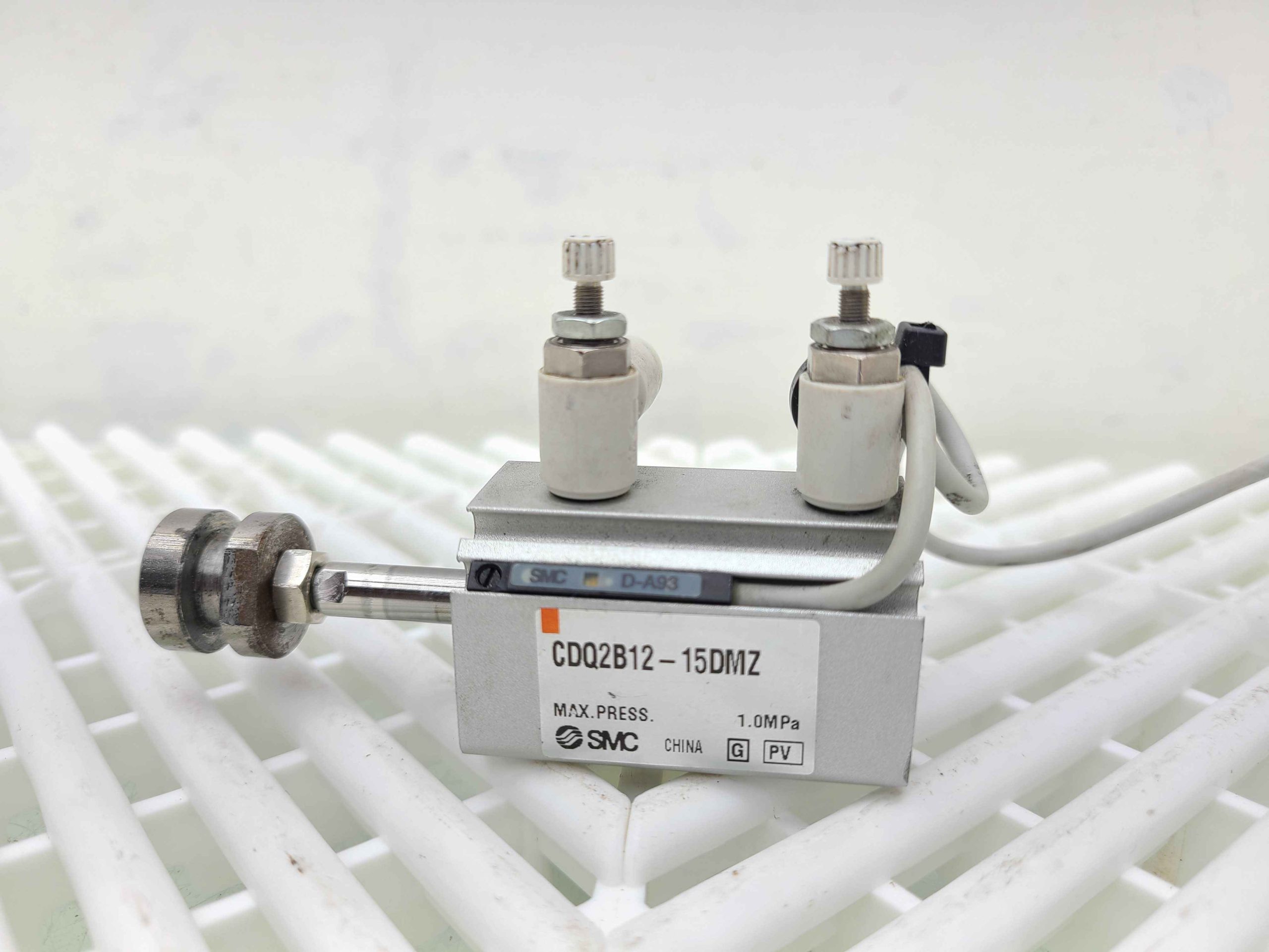 SMC CDQ2B12-15DMZ Double-Acting Compact Cylinder - Used - Image 10
