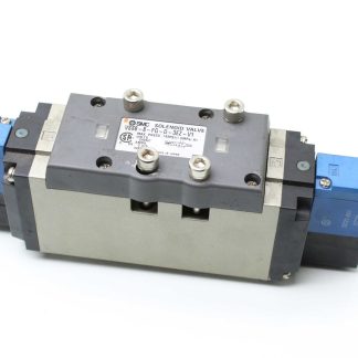 SMC VSS-8-FG-D-3EZ-V1 Solenoid Valve / 24V DC Coil / 142 PSI - Used