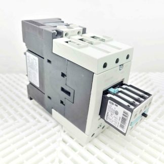 Siemens 3RT1046-1BB44 Power Contactor w/ 3RH1921-1HA22 Auxiliary Contact - Used