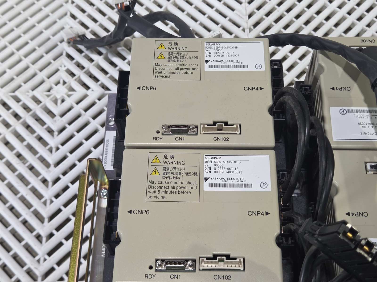 Yaskawa SGDR-SDA710A01B NX100 Sigma-II SERVOPACK Lot 6-Axis Assembly - Used - Image 6