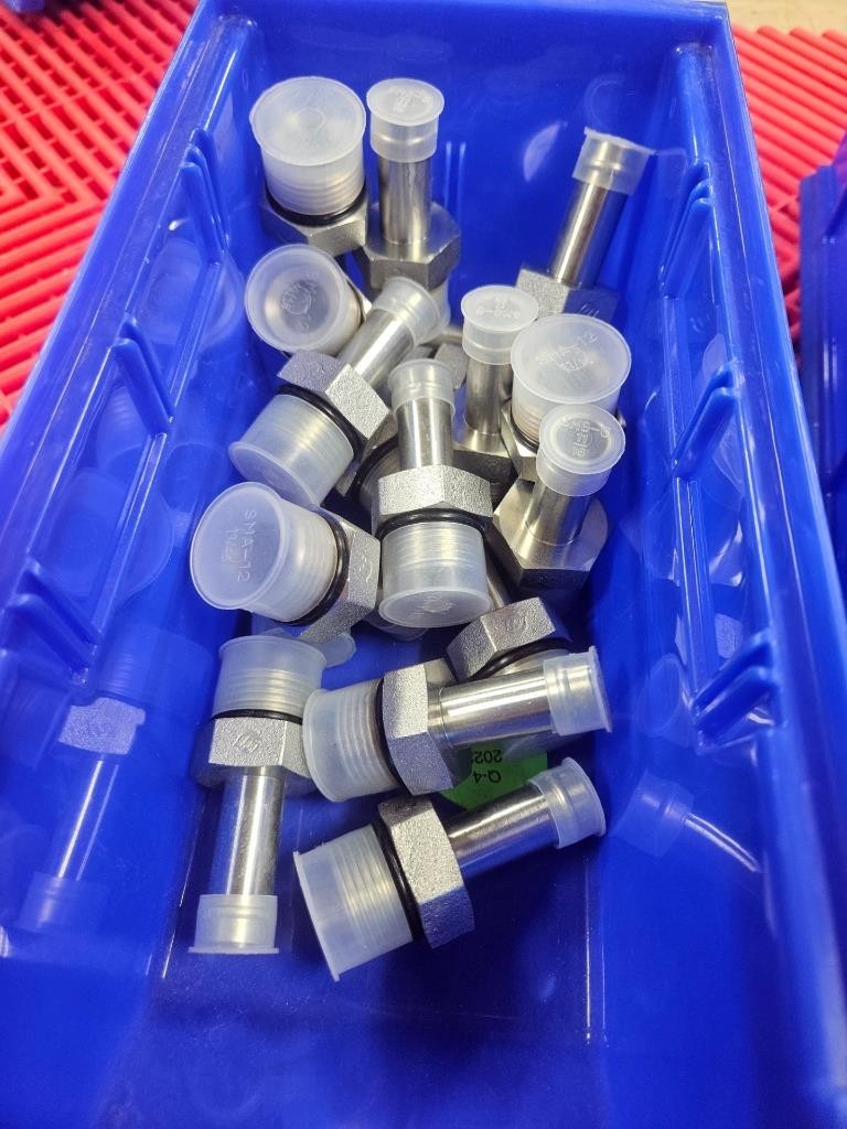 (18) Brennan 4604-10-12-O 5/8" Hose Barb x 3/4" (-12) Male ORB 10HB-12MORB - New - Image 4