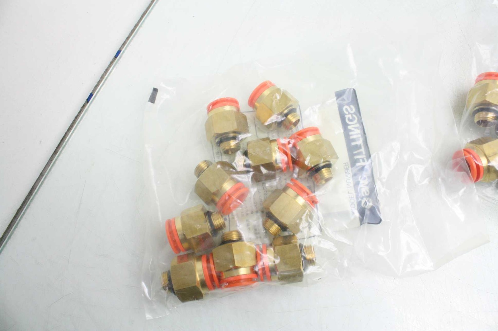 30 New SMC KQ2H13-U02 Air Fittings 1/2" Tube x 1/4" NPT - New - Image 3