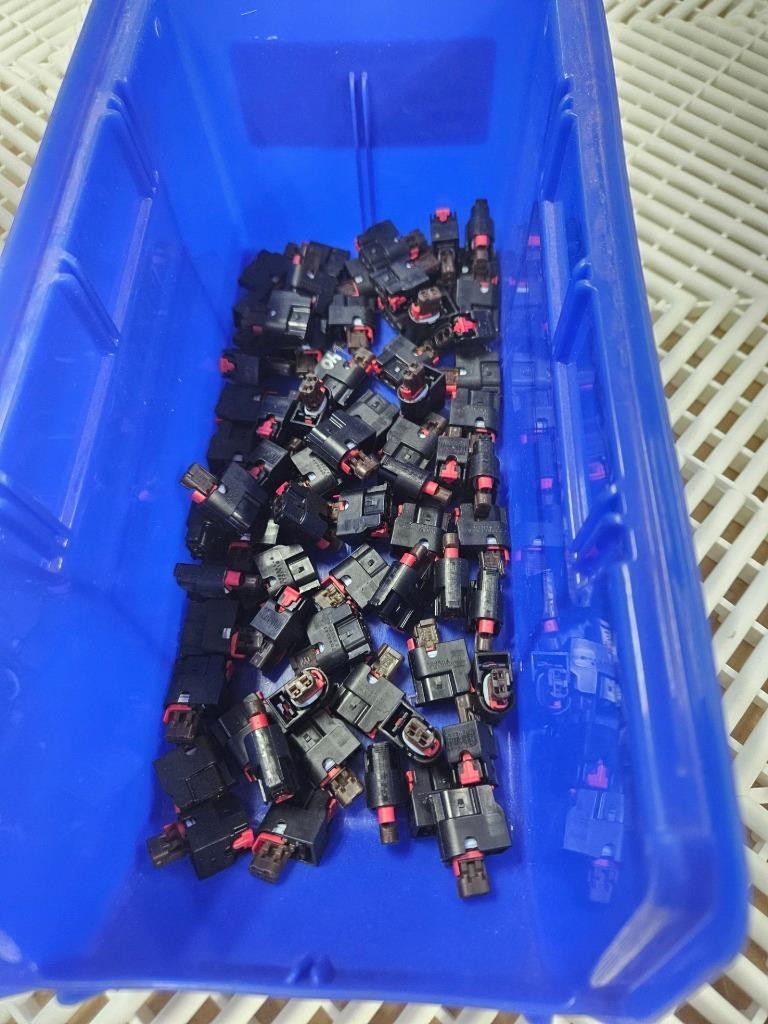 (65) New TE Connectivity 2098641-6 MCON 2 Position Connector Receptacle - New - Image 4