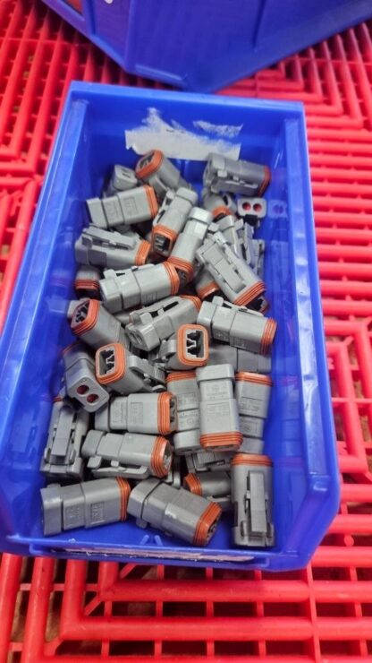 70 New TE Connectivity Deutsch DTM06-2S-E003 Connector 2 Position Endcap - New - Image 3