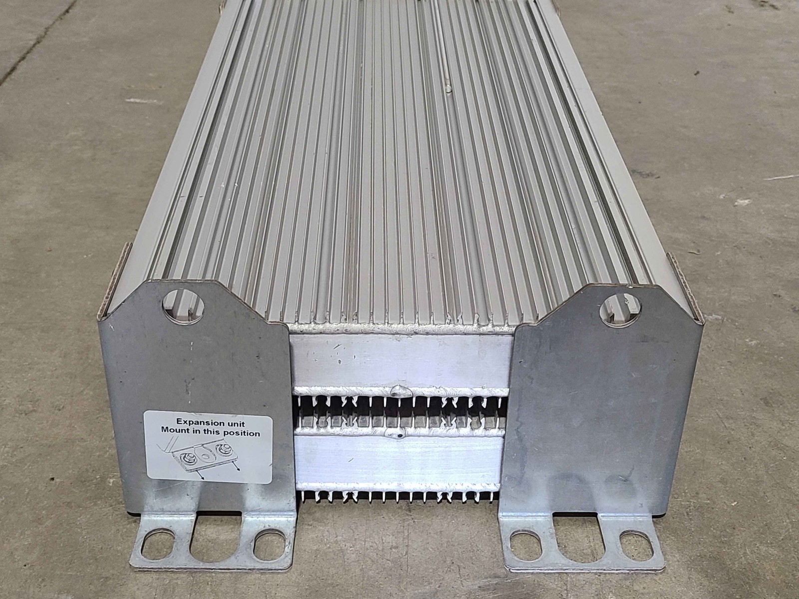 Danotherm CVS-HX 560 KHT 0R95 0.95 Ohm 2450W 1200VDC High Power Resistor - Used - Image 4