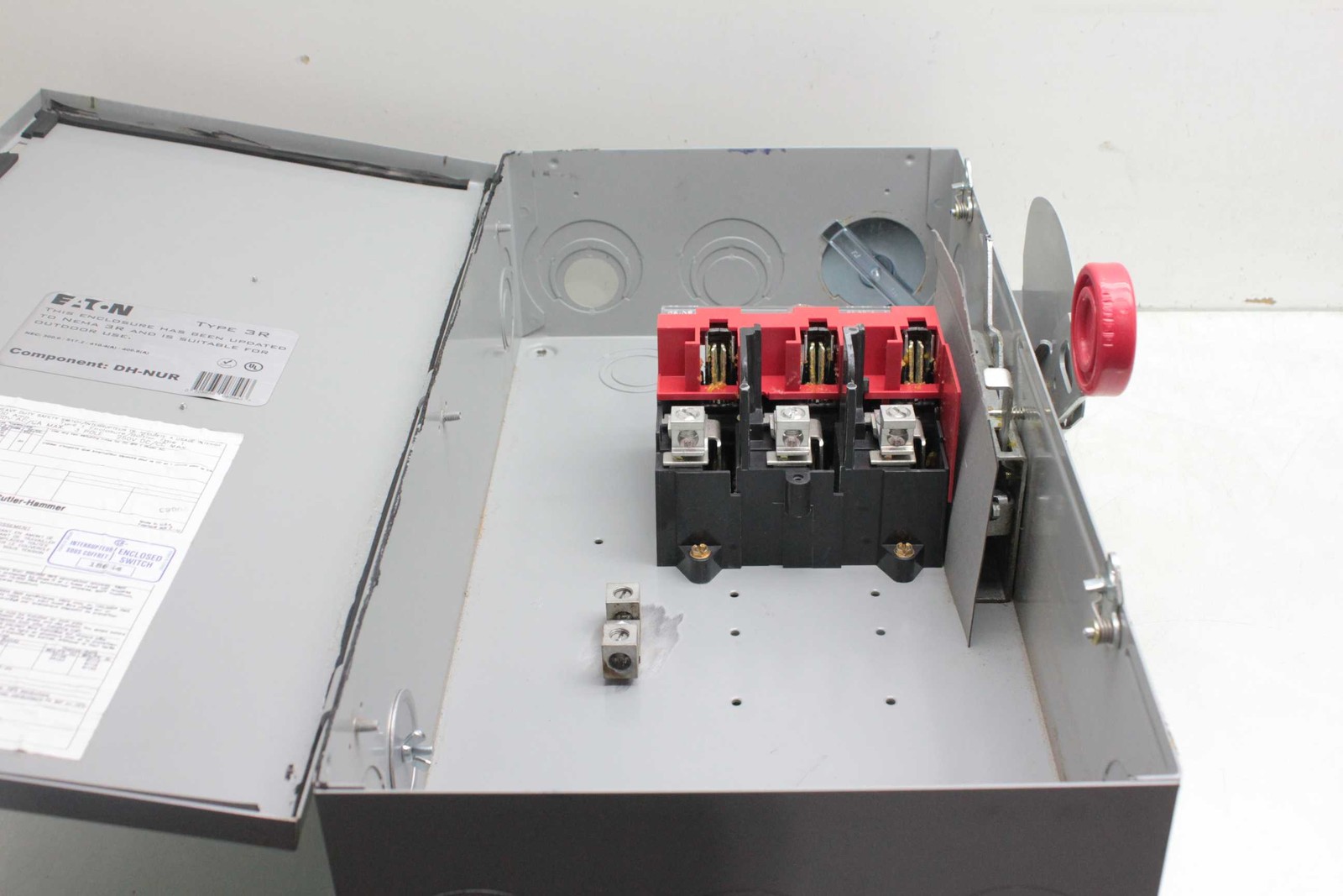 Eaton DH-NUR Heavy Duty Safety Switch / Cutler Hammer 1HD363NF - Used - Image 3