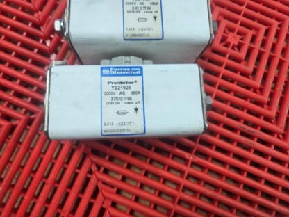 Ferraz-Shawmut 20 URC 122 TTF 0350 Protistor Y221925 Fuse 2000V / 350A - New - Image 9
