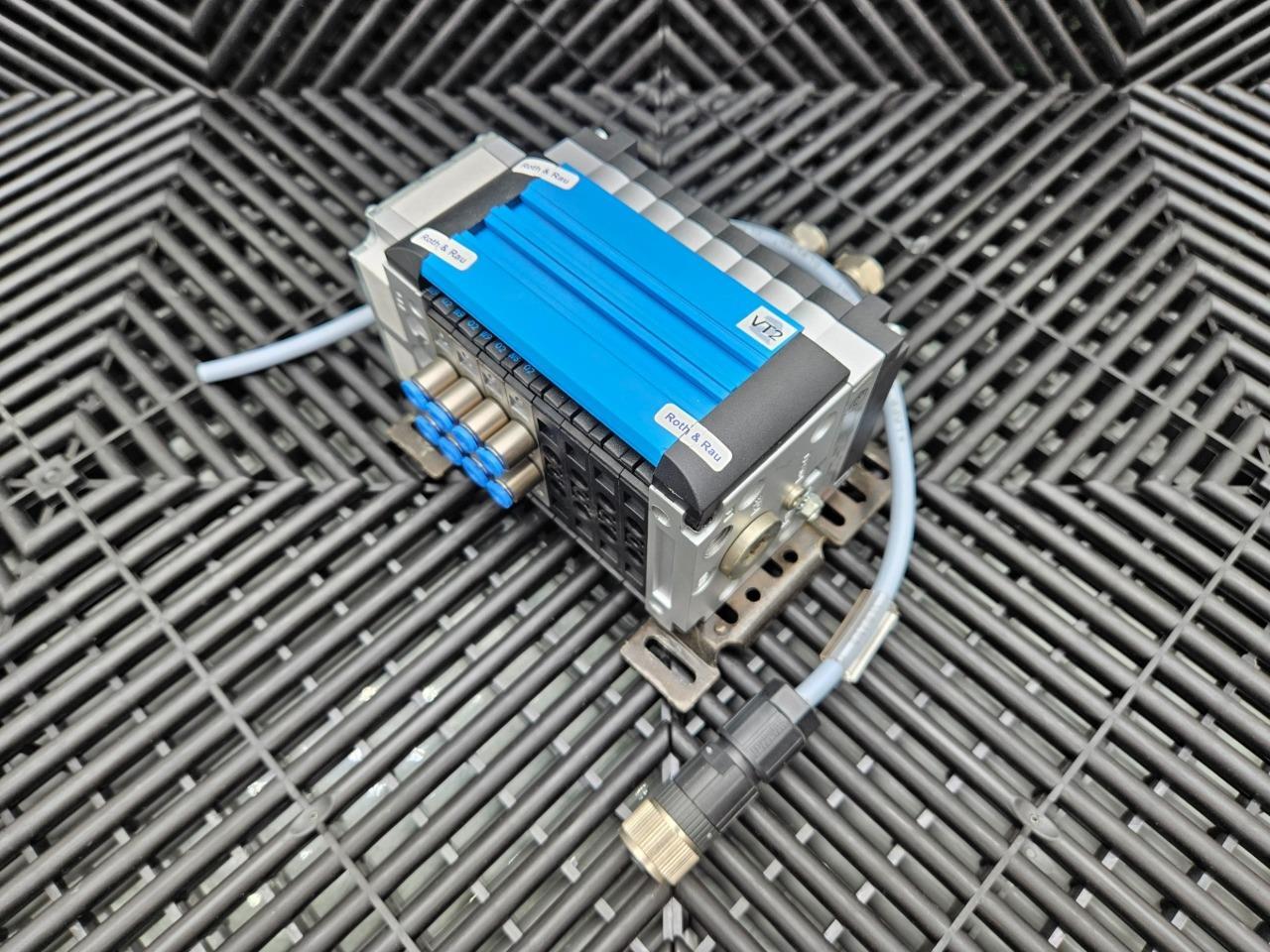 Festo CPV10-GE-DI01-8 Electrical Interface w/ CPV10-VI-18200 Valve Manifold - Used