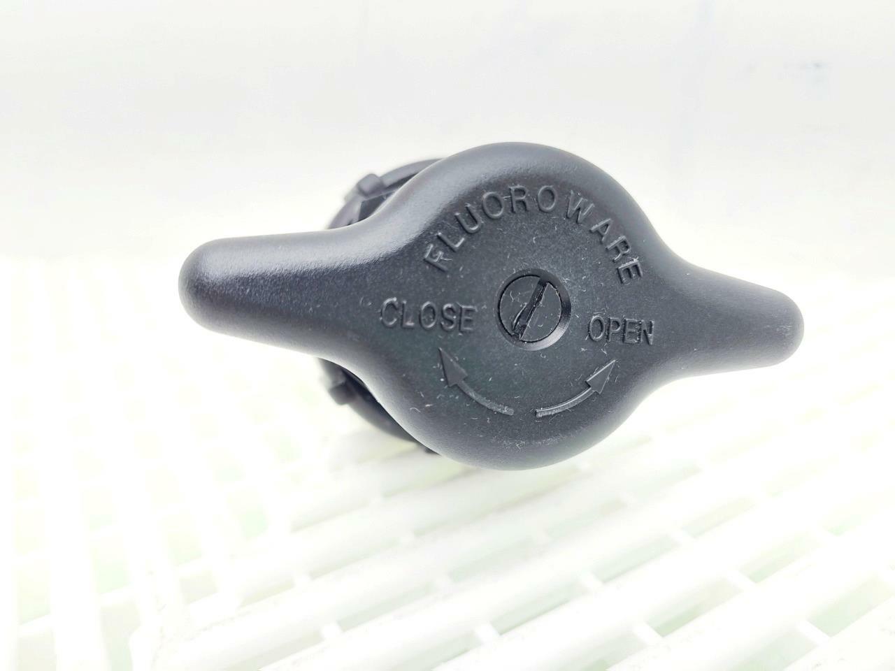 FluoroWare Plug Valve BV6-8F, 1/2" Male NPT Plug Fitting - Used - Image 3