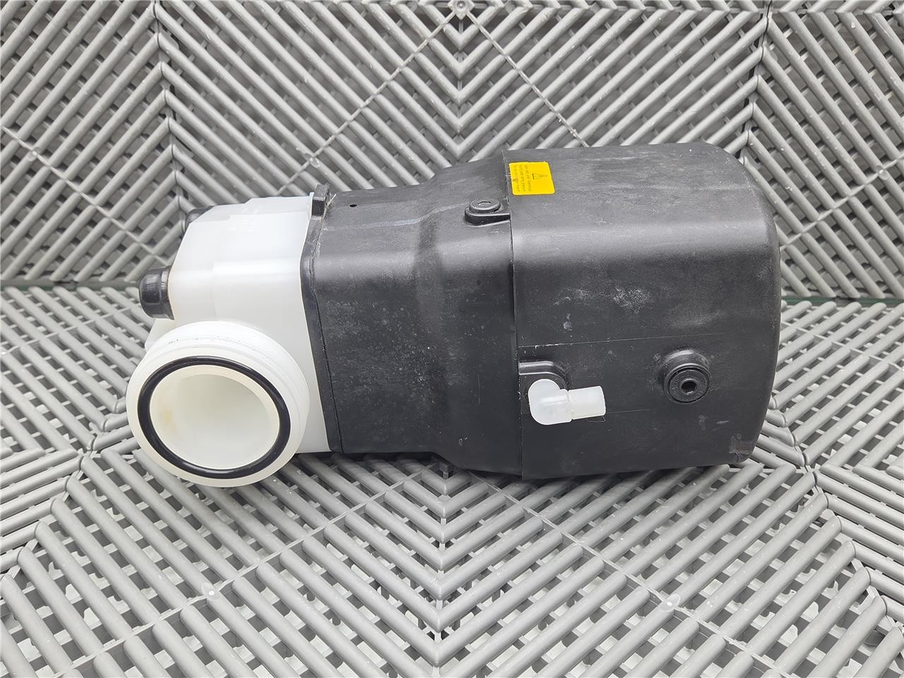 Gemu 630 50D78205E14/N Diaphragm Shutoff Valve Air Open, Spring Close - Used - Image 5
