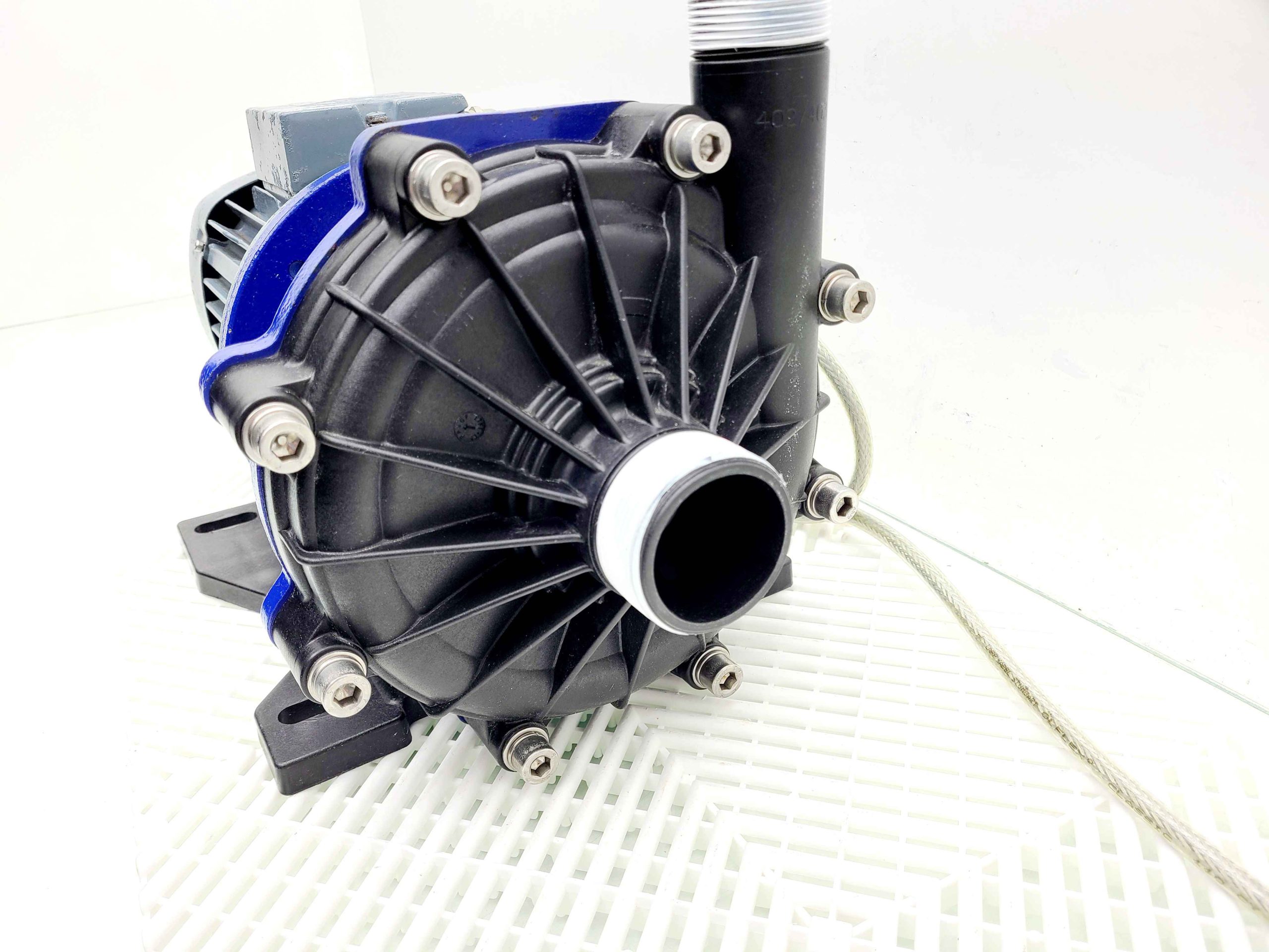 Iwaki MX-403RV5E GFRPP Magnet Drive Pump 2.2kW 230/400V - Used - Image 19