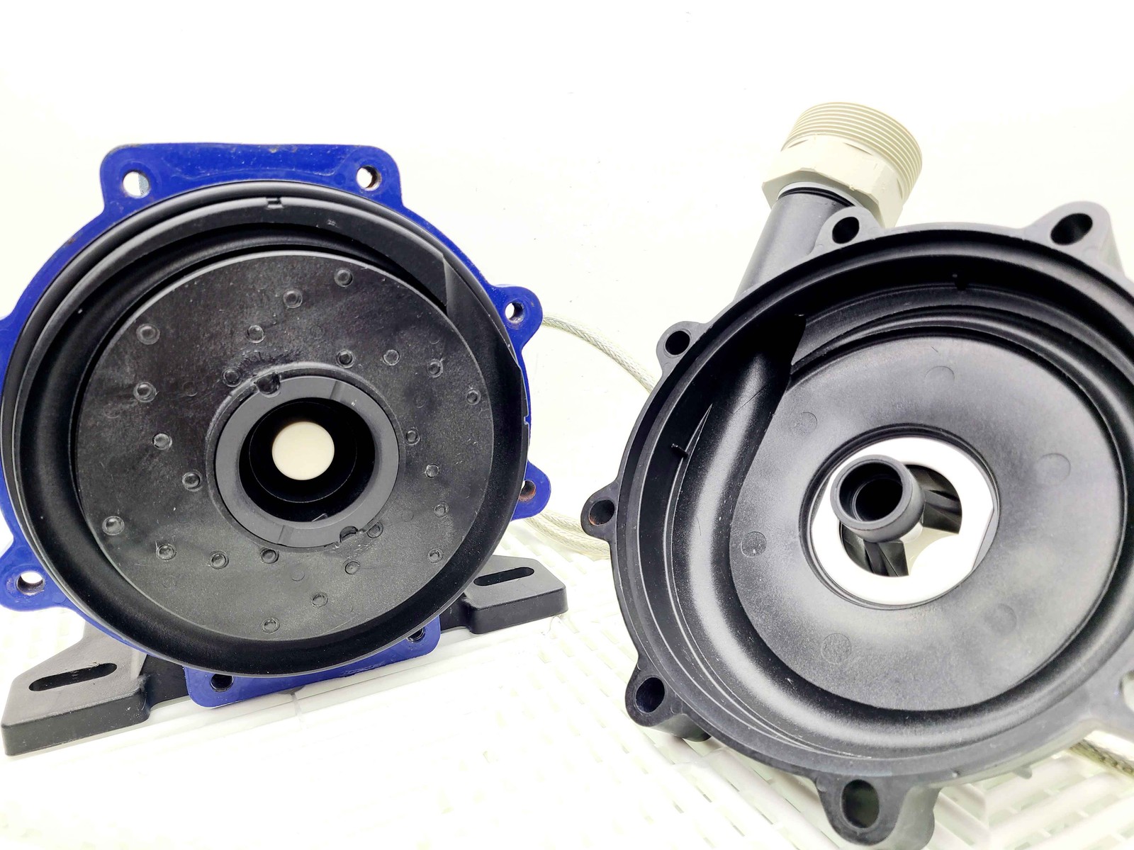 Iwaki MX-403RV5E GFRPP Magnet Drive Pump 2.2kW 230/400V - Used - Image 9