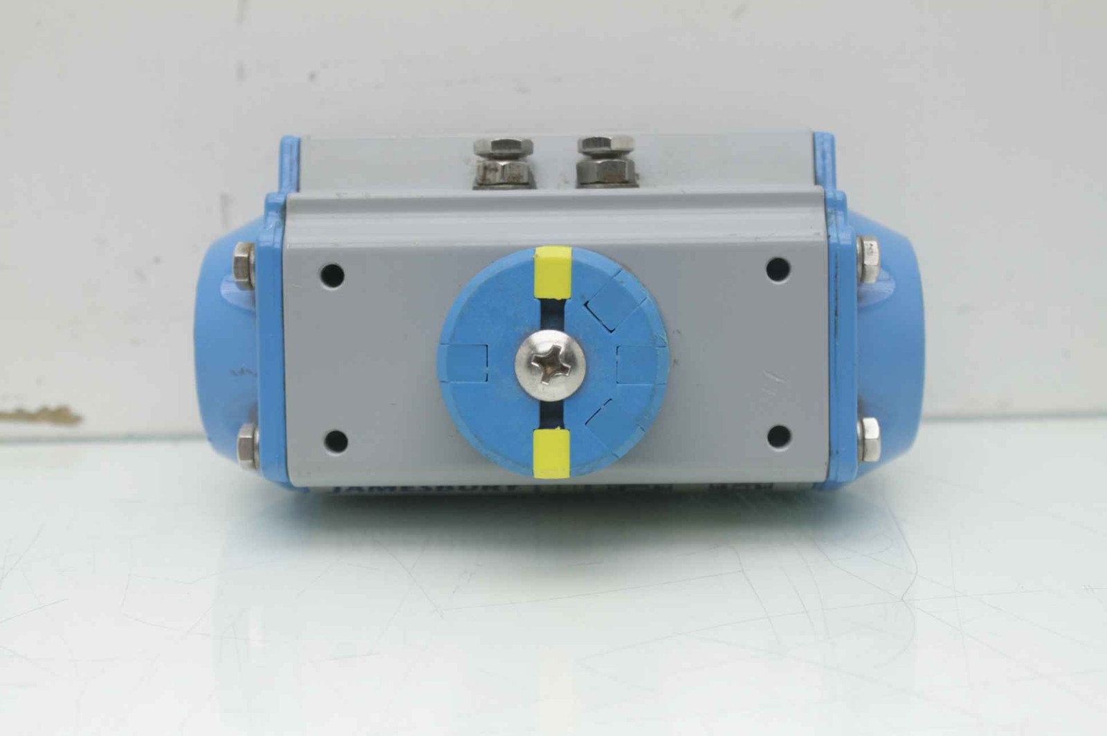 Jamesbury VPVL051 SR4/5 B C Part Turn Pneumatic Valve Actuator - Used - Image 5