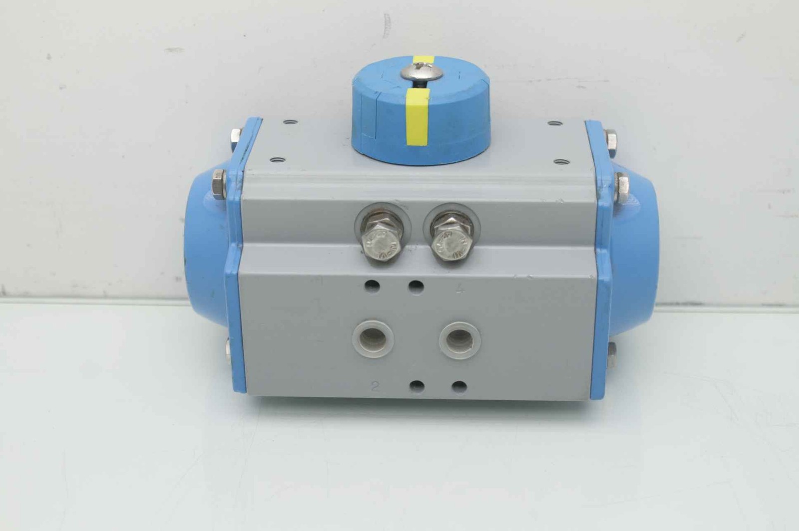 Jamesbury VPVL051 SR4/5 B C Part Turn Pneumatic Valve Actuator - Used - Image 9