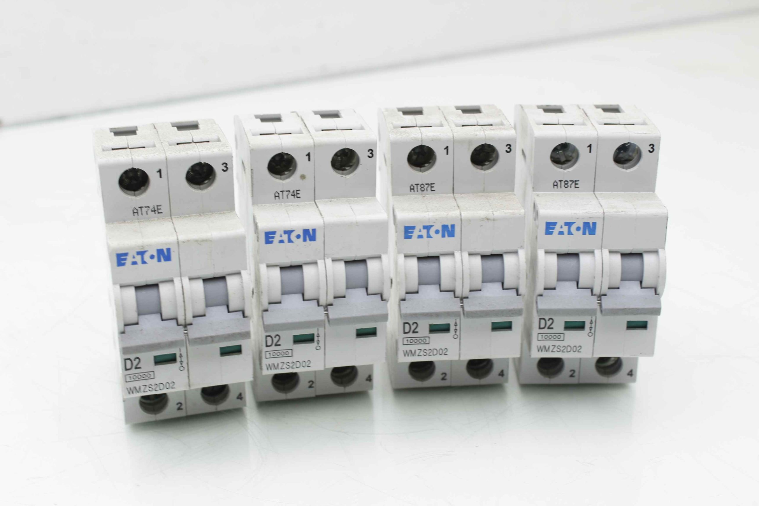 Lot of 4 Eaton WMZS2D02 2 POLE 477/480V 2A Circuit Breakers - Used - Image 9