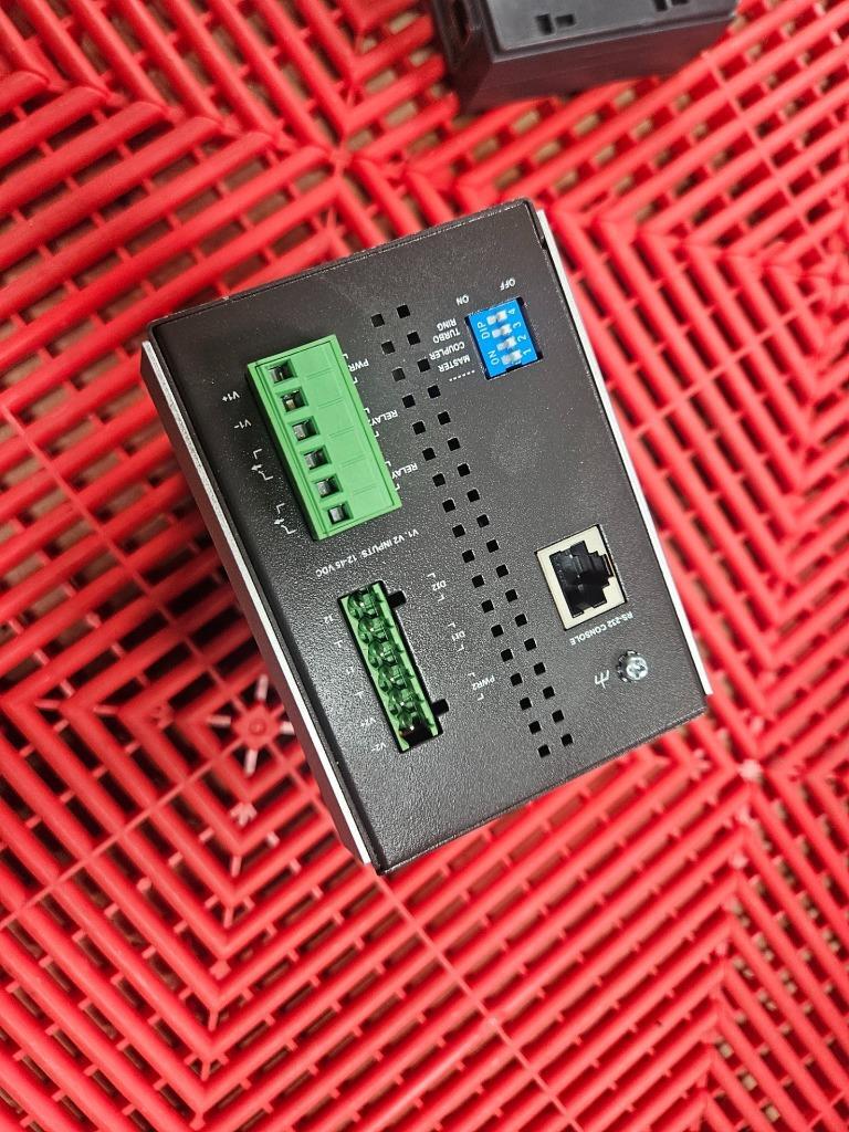 Moxa EDS-510A-3GT Layer 2 Managed Gigabit Ethernet Switch - Used - Image 3