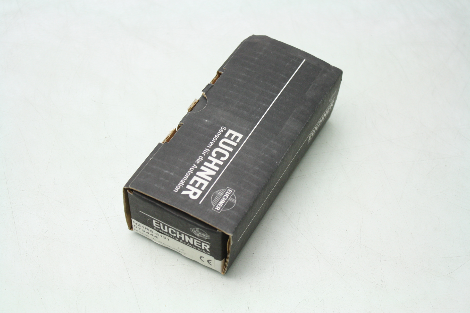 NIB Euchner NZ1RS-3131 Safety Limit Switch / Contact Form 2NO/2NC / Type 1 - New - Image 6