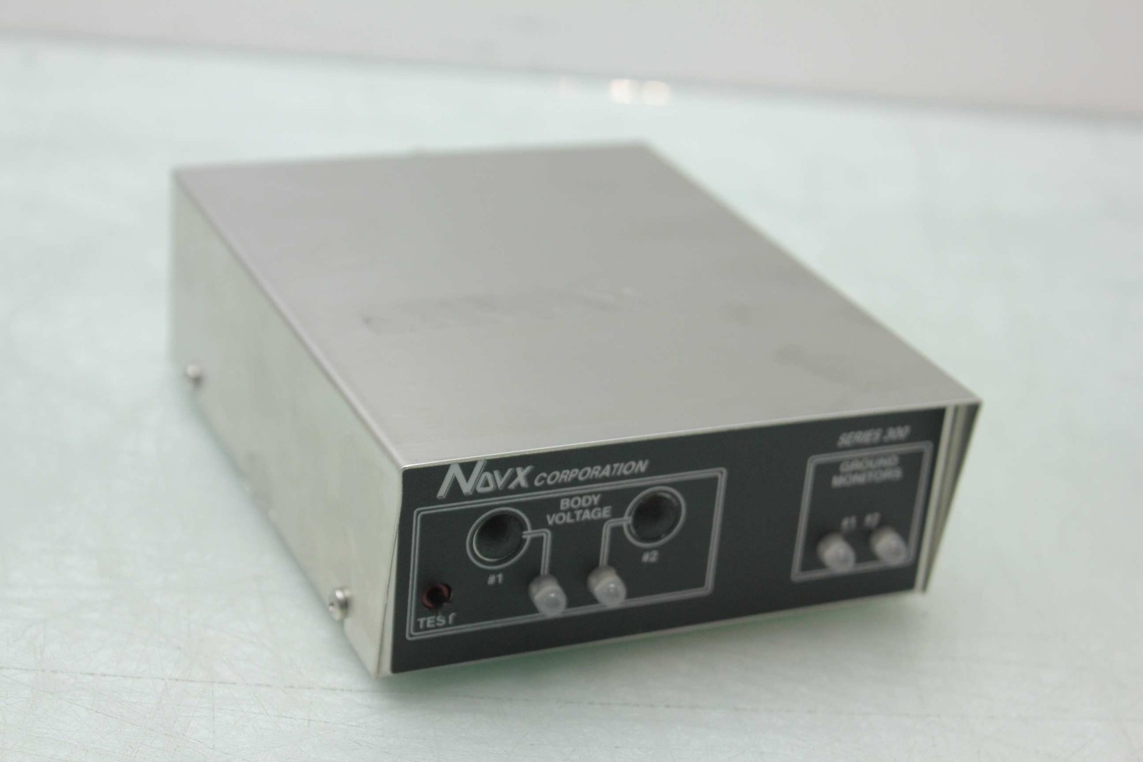 NOVX Corporation ESD 300 Series Work Station Equipment Ground Monitor - Used