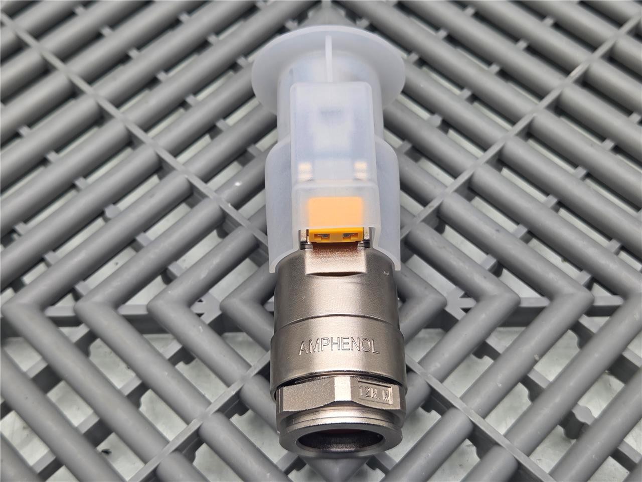 New Amphenol PL18U-301-50 PowerLok Connector - New - Image 4