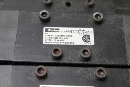 Parker Manifold / H2255BGMB9B (x1) / H22VXBG0B9B(x1) H2E55BGMB9B (x3) - Used - Image 32