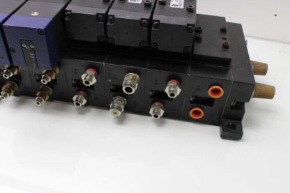 Parker Manifold / H2255BGMB9B (x1) / H22VXBG0B9B(x1) H2E55BGMB9B (x3) - Used - Image 33