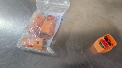 (Qty 4) New TE Connectivity 4-2103177-1 Connector HVA280 Plug - New - Image 3
