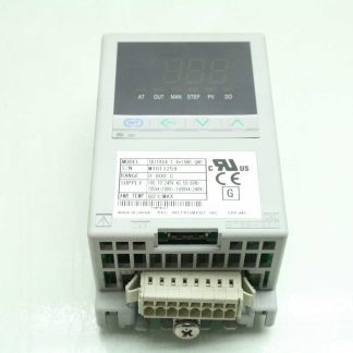 RKC SB1FK04-T-4*15N1-GN1 Temperature Control Unit / 100~240V / 0-800*C  Range - Used