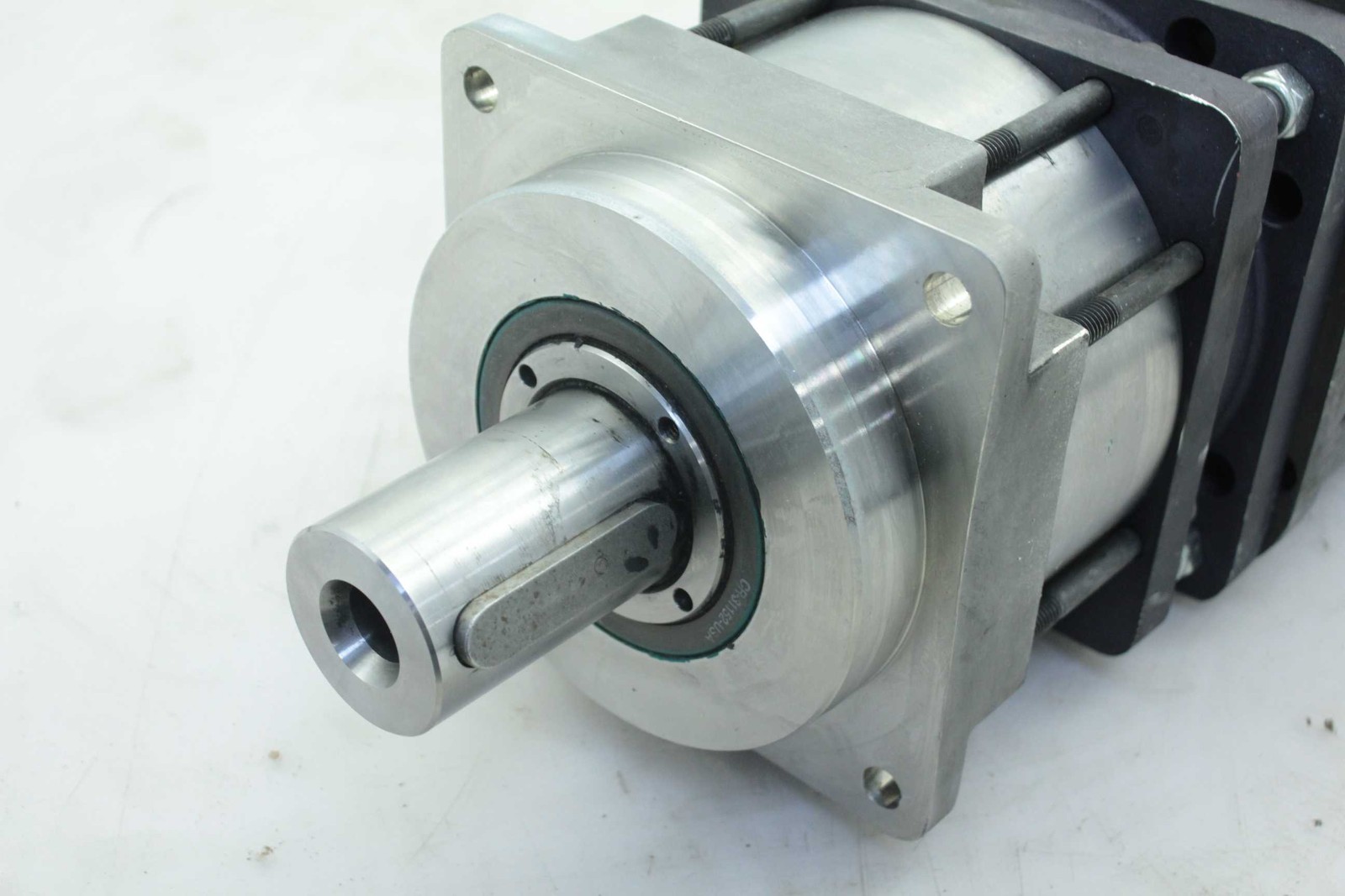 Reliance 1326AB-B720E-21 Servo Motor Thomson AT018-010-SO 10:1 Gear Reducer - Used - Image 4