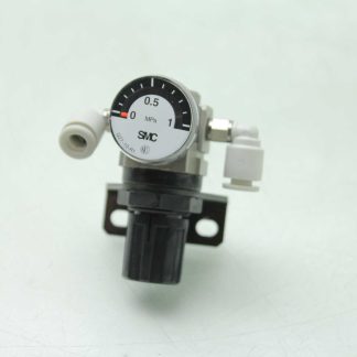 SMC AR1000-M5 Pneumatic Regulator & G27-10-R1 Analog Pressure Gauge 0-1.0 MPa - Used