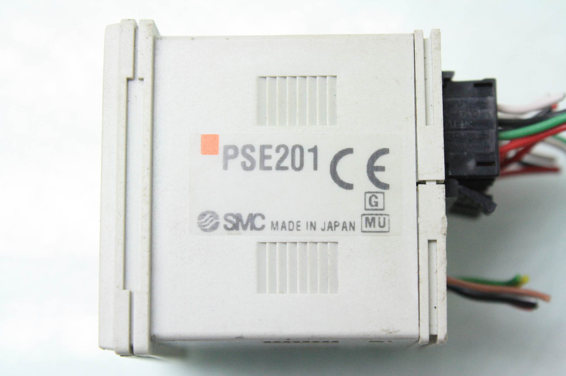 SMC PSE201 Multi-Channel Pneumatic Sensor Controller - Used - Image 11