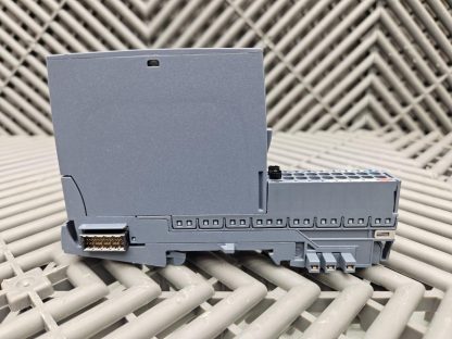 Siemens 6ES7132-6BH01-0BA0 Gateway Module w/ 6ES7193-6BP00-0BA0 Base - Used - Image 5