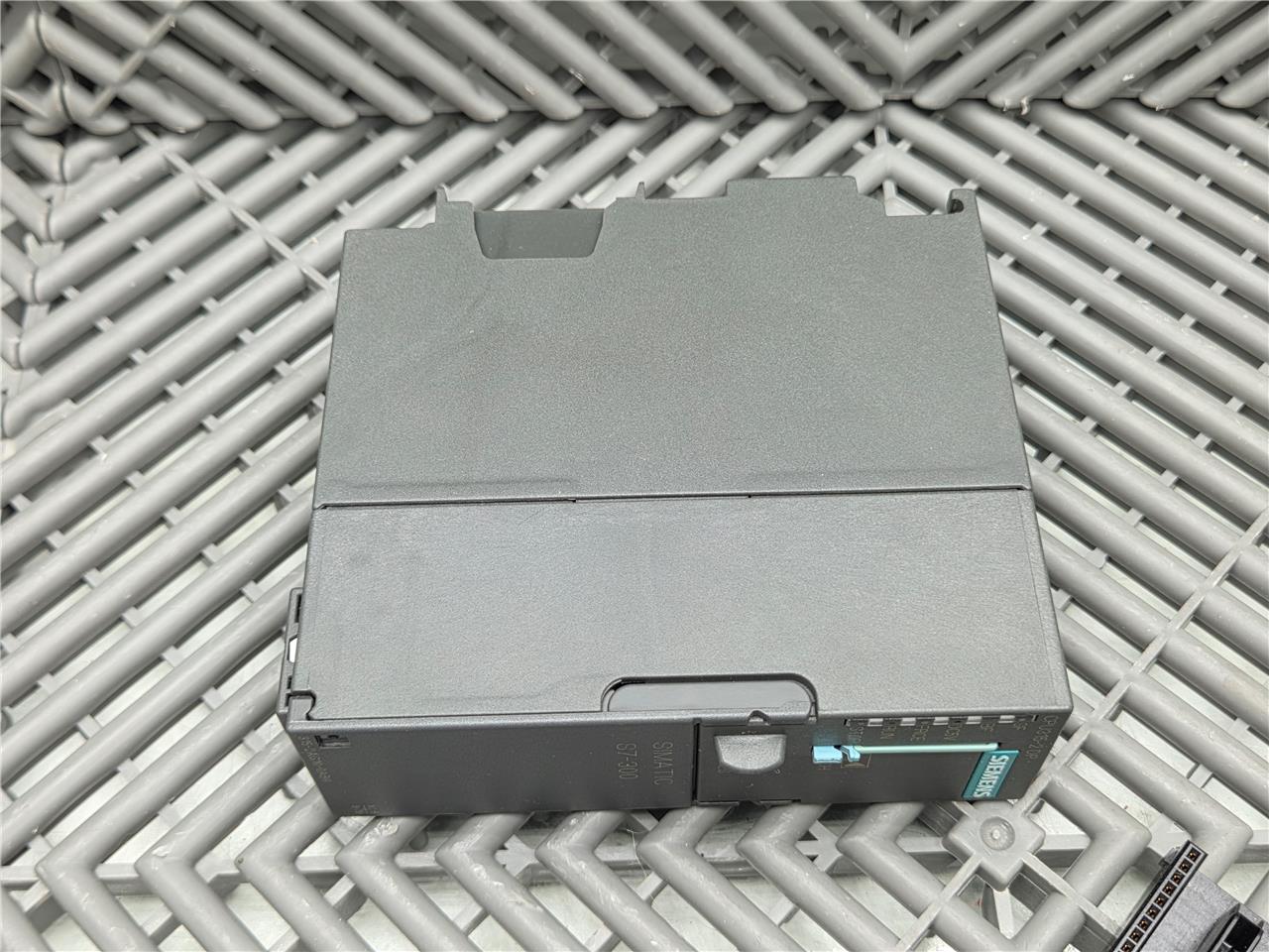 Siemens Simatic 6ES7 315-2AG10-0AB0 Central Processing Unit PLC Module - Used - Image 13